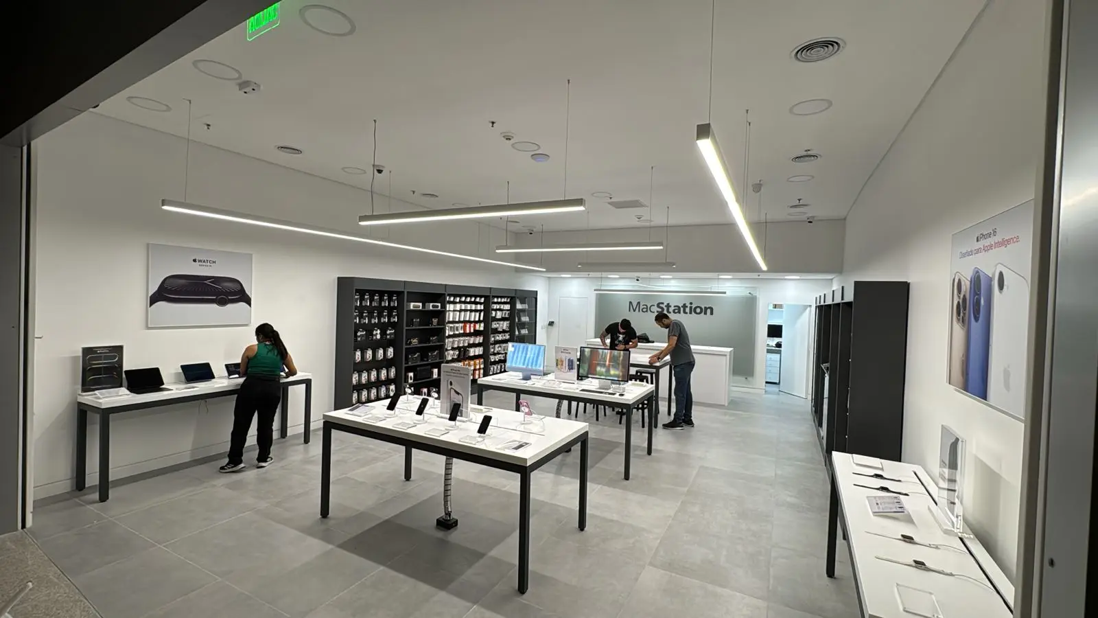 Alto Avellaneda Shopping