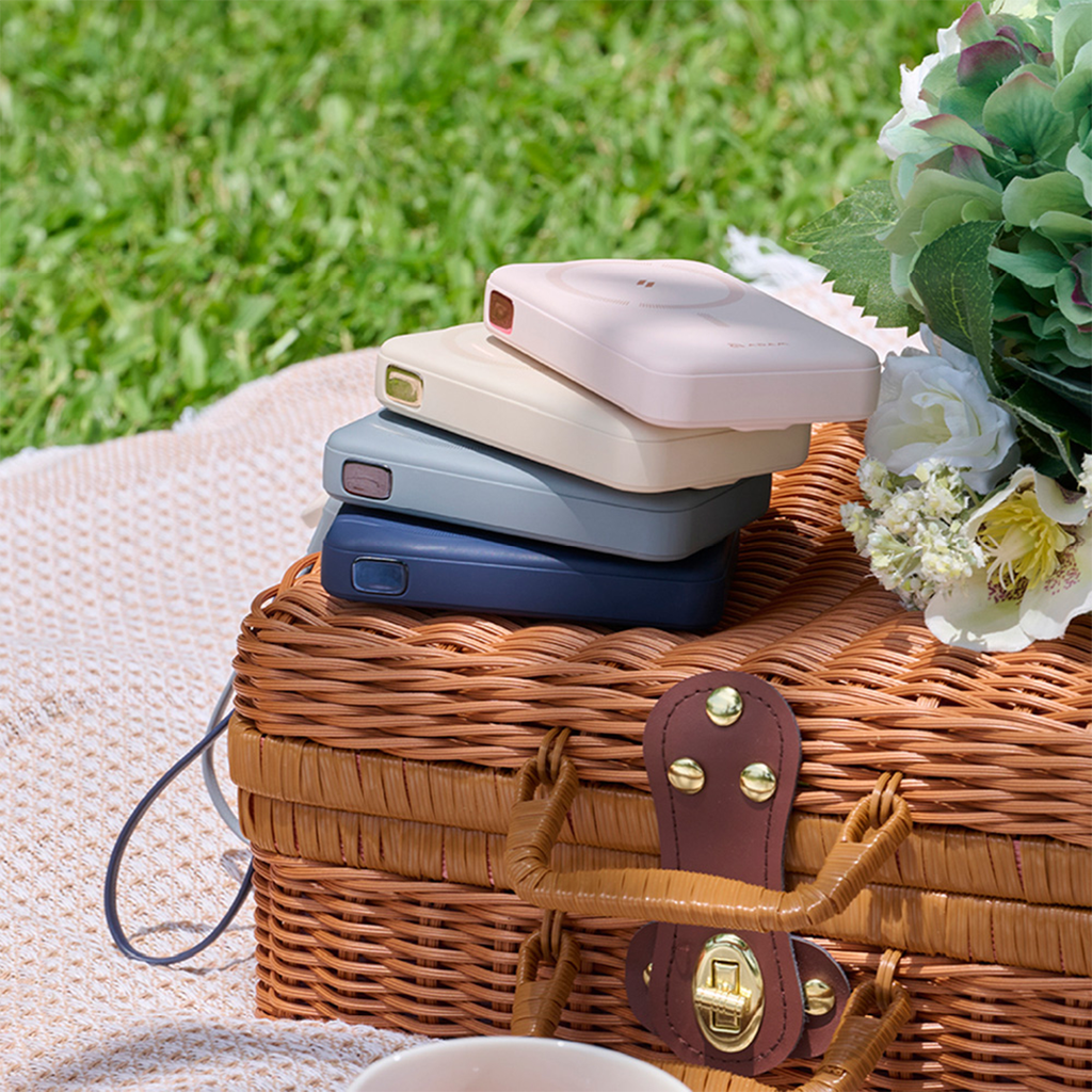 Adam Elements VIONTA C2 Pro 8 en 1 Banco de Carga Magnético 10,000 mAh - Medianoche